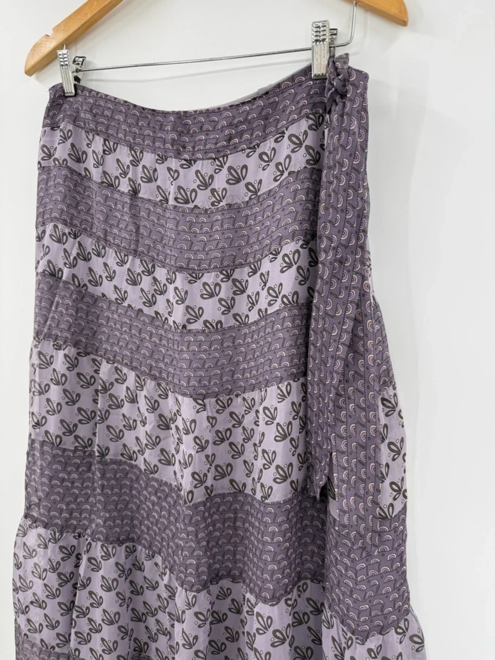 ✦ Laundry by Shelli Segal Silk Tiered Tie Side Midi Skirt Print | Purple | 8